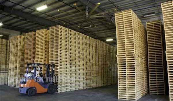 Các nhà máy sản xuất Pallet tại Ba Lan thiếu nhiều lao động