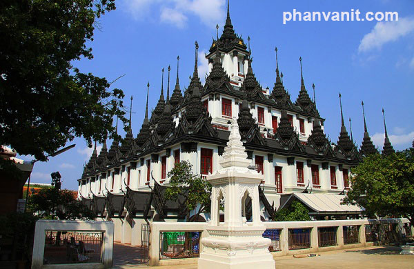 chùa Wat Ratchannatdaram thái lan